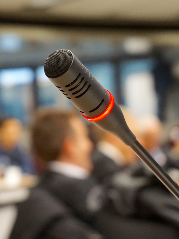 EIB preklady a tlmočenie - Eventy, meetingy, konferencie